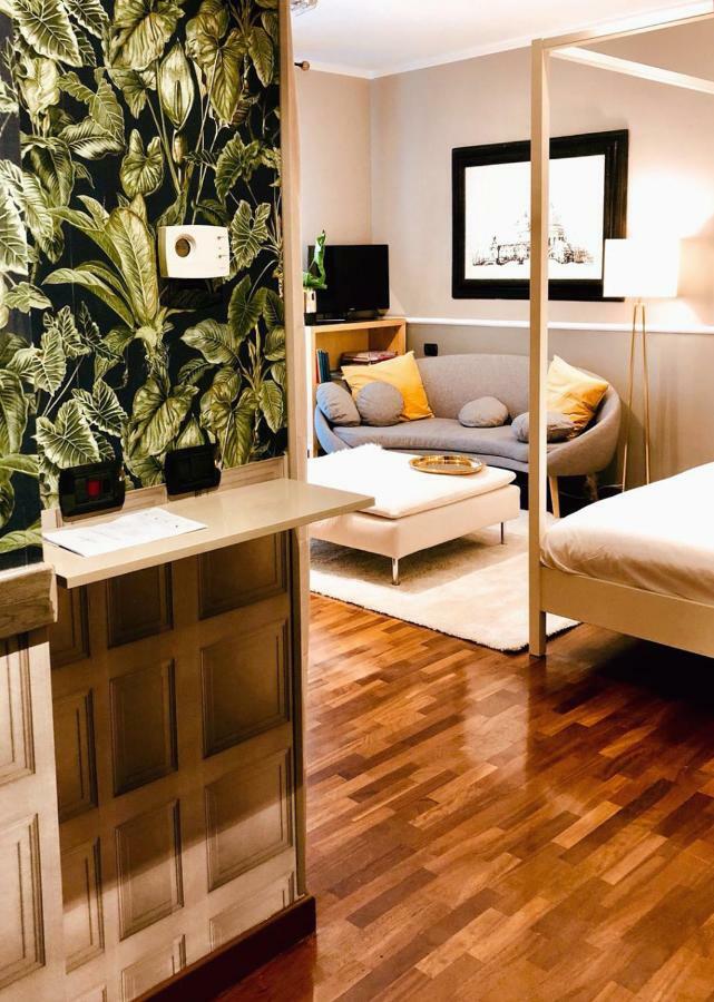 Golden Suite Apartment & Day Use Milán Exteriér fotografie